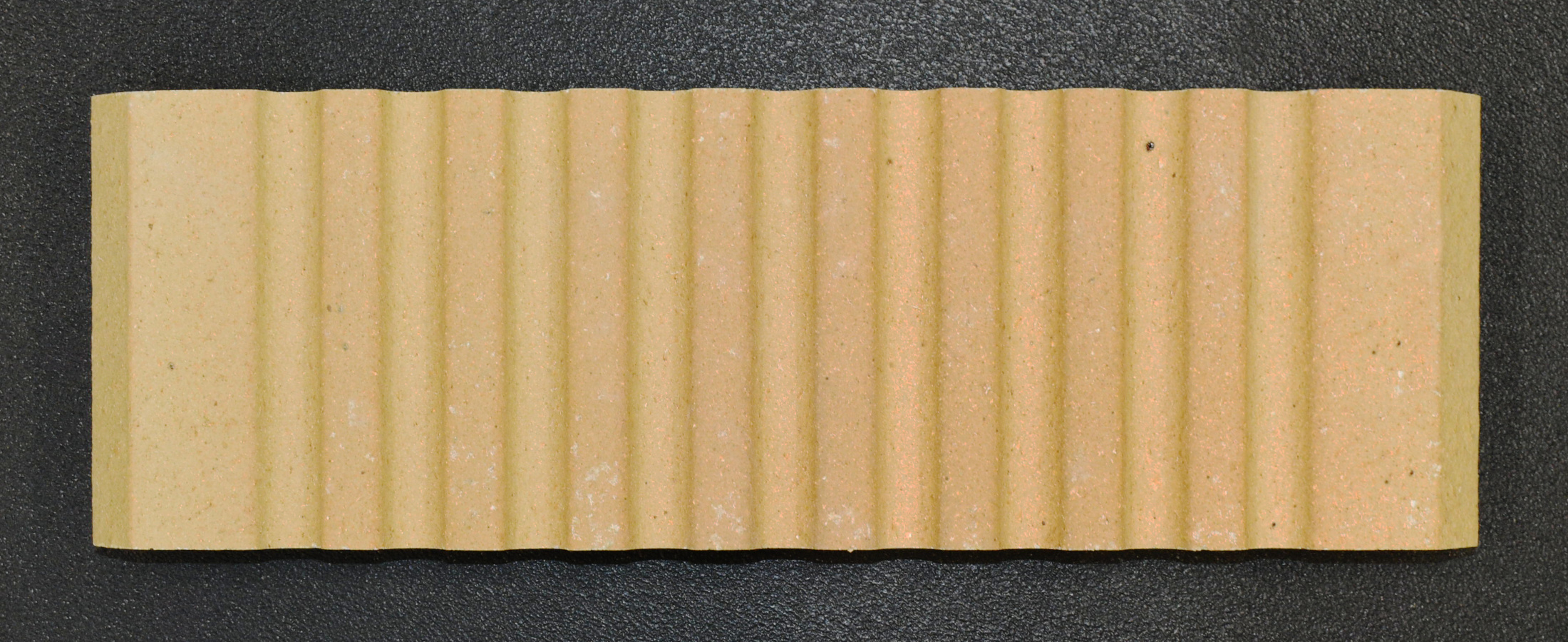 Leda Karat 571 D pietra posteriore in basso B