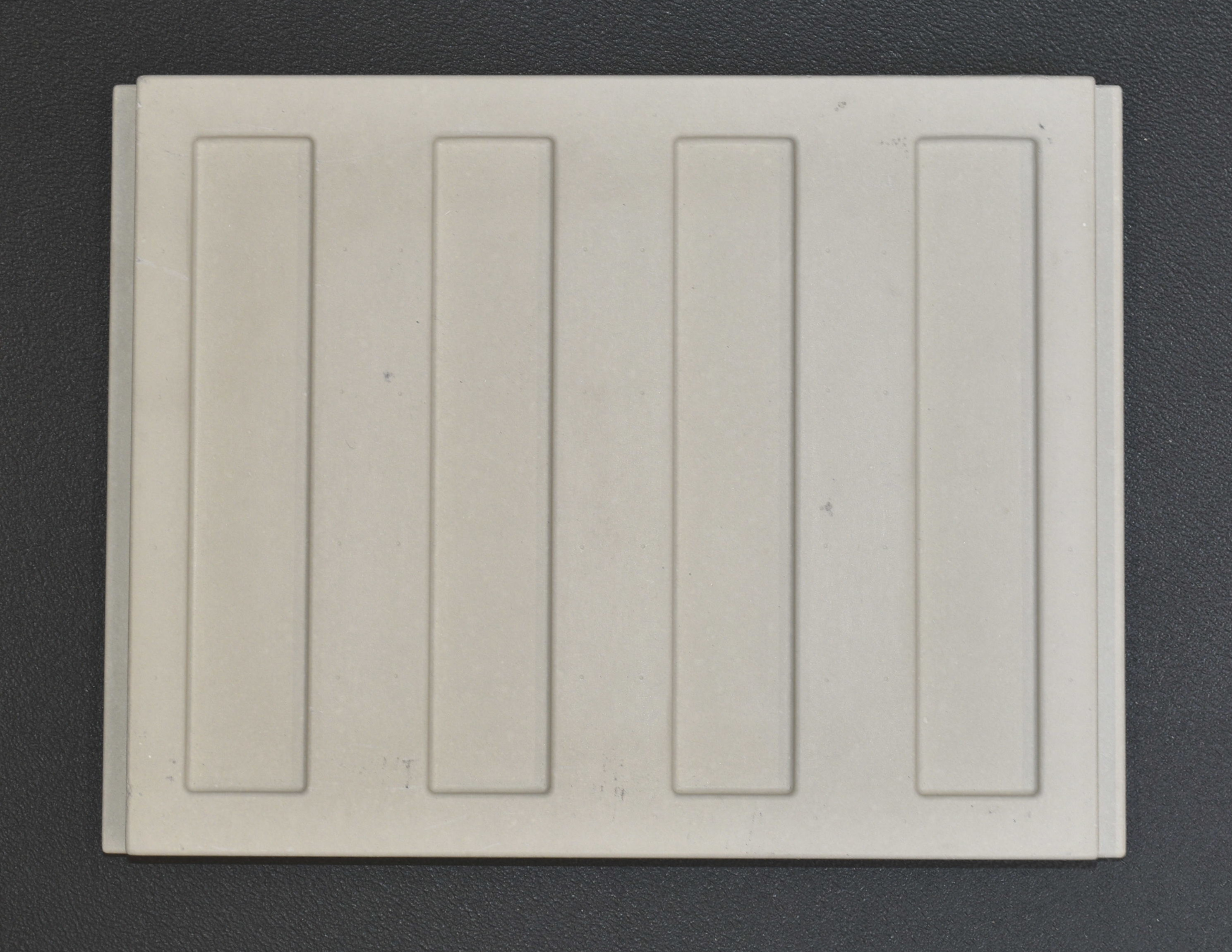 Spartherm Arte 3RL-80h pietra posteriore centrale in alto set A