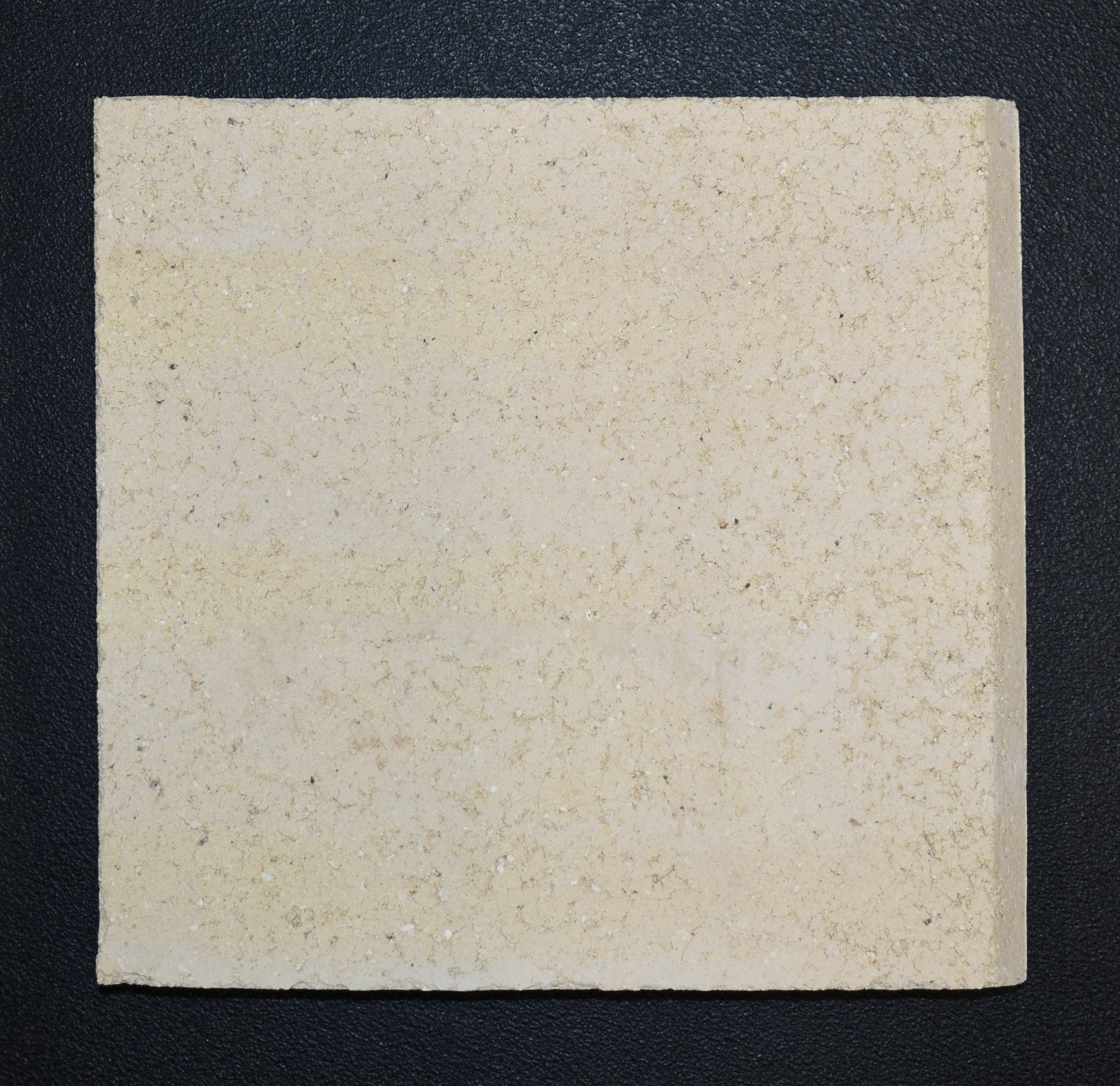 Haas-Sohn Treviso II 339.15 pietra posteriore a destra in basso