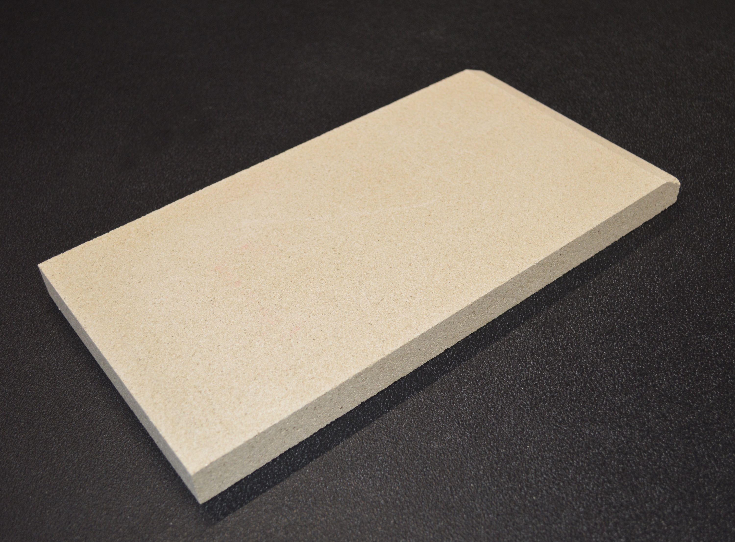 Heta Hot-Line 16 pietra posteriore